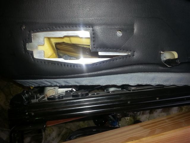 Fahrersitz links.jpg