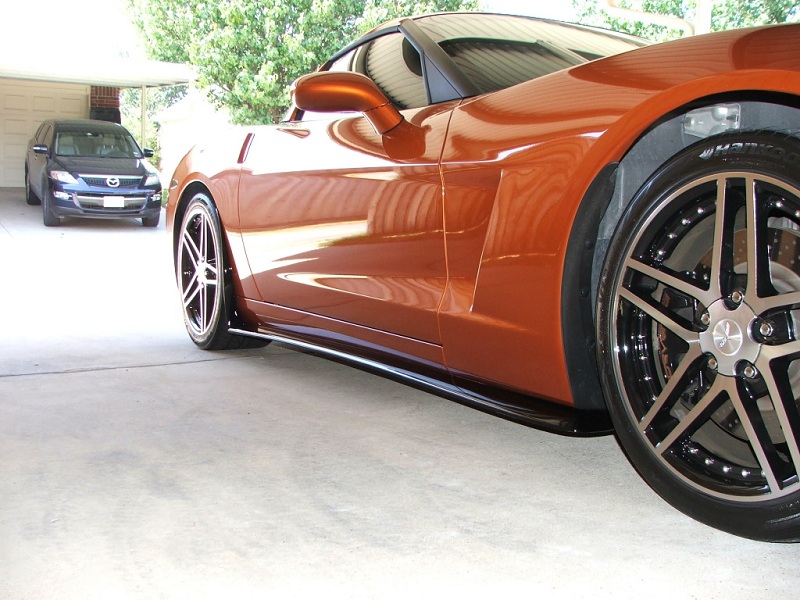 corvette_side_skirts_fit_to_base.jpg