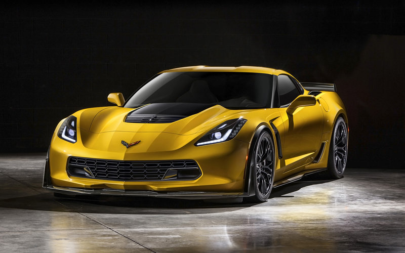 2015-Chevrolet-Corvette-Z06-Static-6-2560x1600.jpg