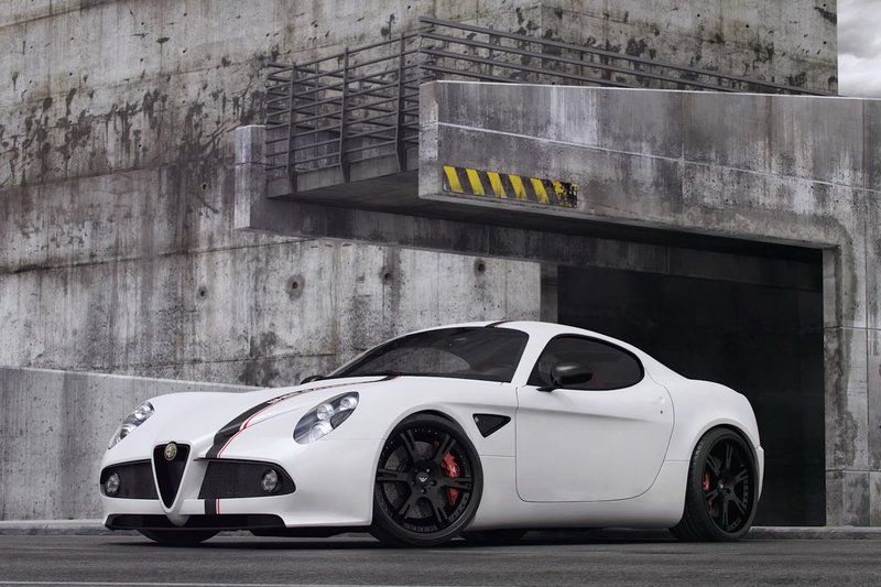 alfa-romeo-8c-competizione-white.jpg